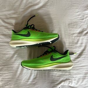 Men's Nike Air Zoom Pegasus 39 Road Running